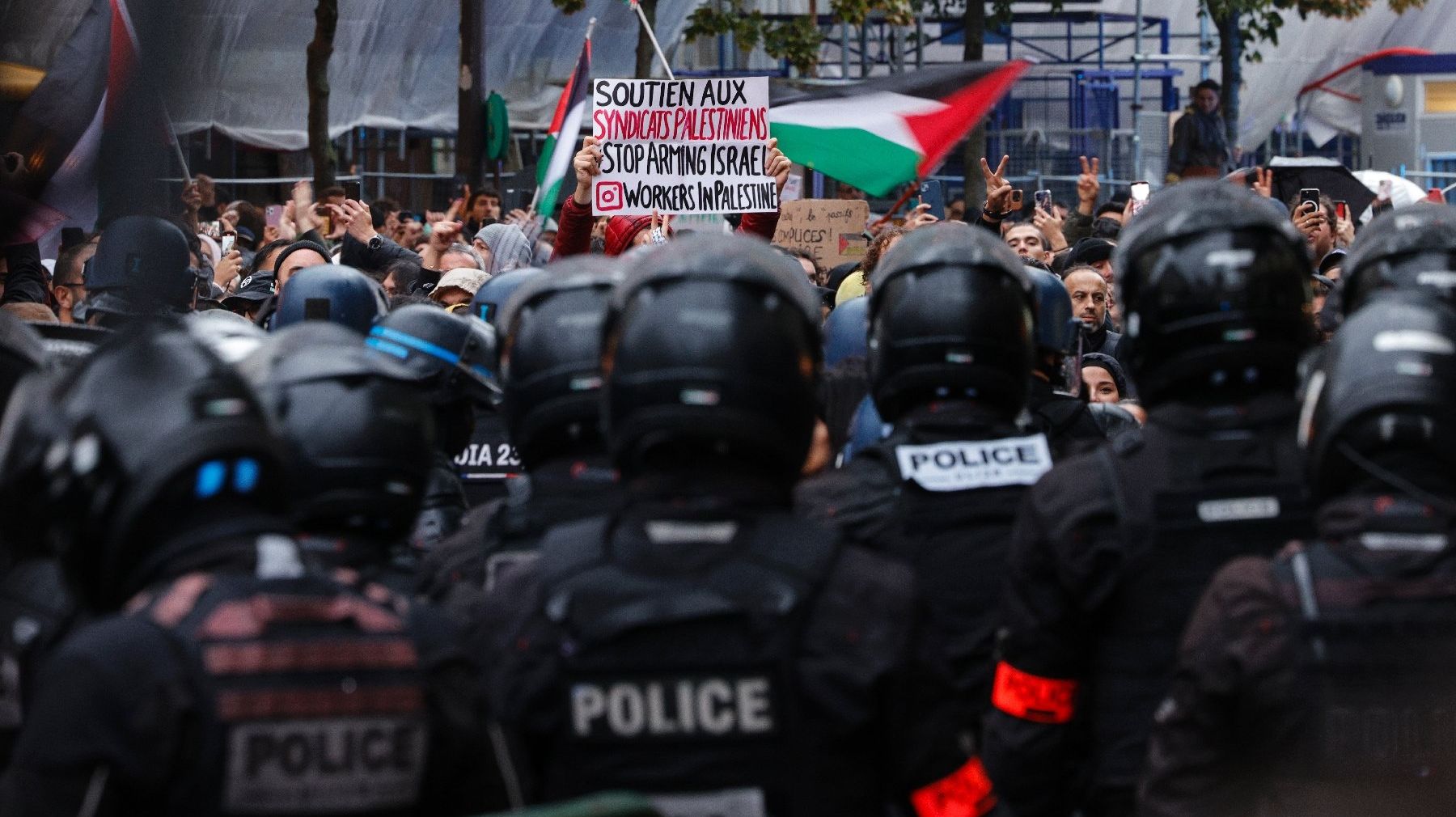 Une marche contre le racisme et l'islamophobie annulée à Paris.