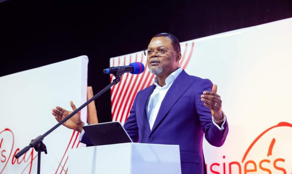Lancement de business Day à Kinshasa, un pari gagné pour l&rsquo;apôtre Jean-Clément Diambilay