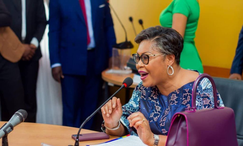 RDC : Initialement prévues pour ce jeudi, les consultations de la Première ministre Suminwa avec les caucus des élus de 26 provinces reportées.