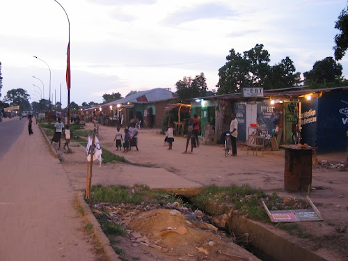 Bandundu-ville, chef-lieu de la province du Bandundu. Ph/ Droits Tiers.