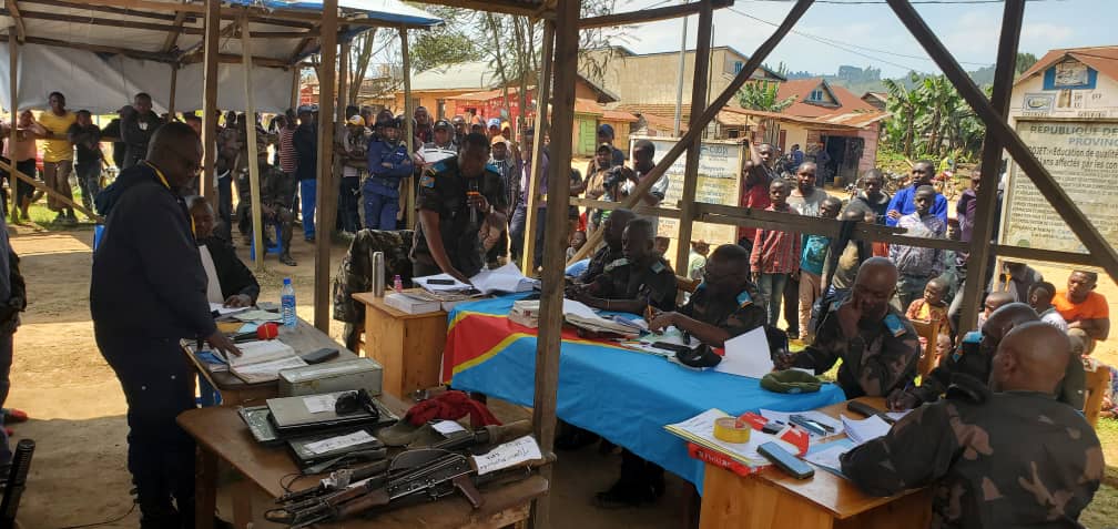 Guerre dans l&rsquo;Est de la RDC : une vingtaine de militaires comparaissent devant la justice
