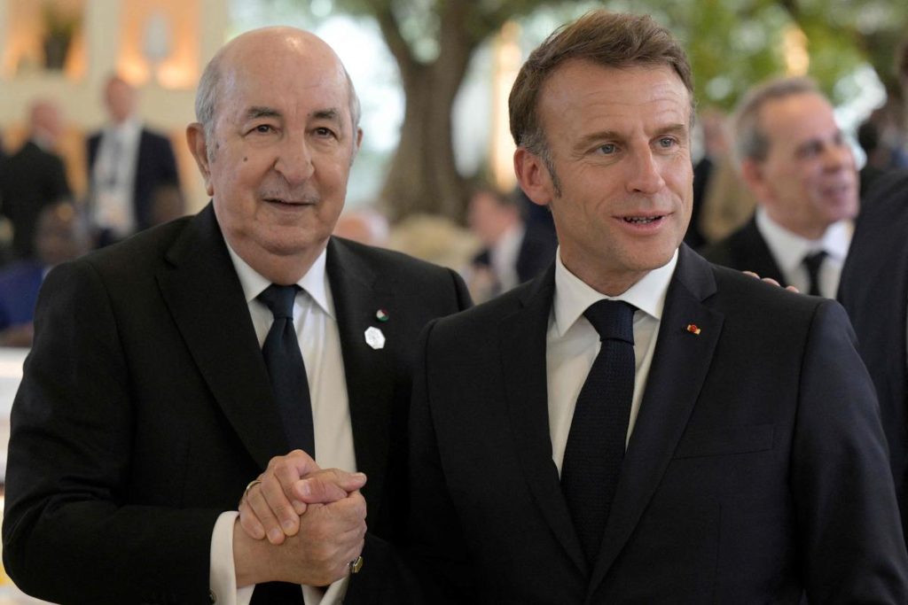 Tensions Algérie-France : Paris rappelle son ambassadeur et expulse 12 diplomates